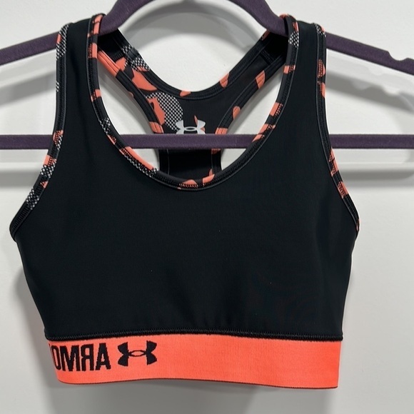 Under Armour Sports Bra - Size XS - Picture 3 of 5